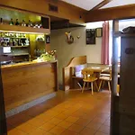瓦尔格兰达酒店 酒店 阿莱盖